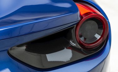 Ferrari 488 Spider 32