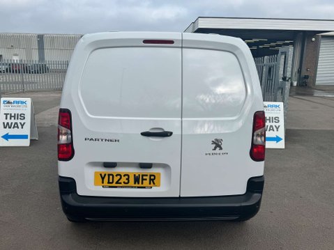 Peugeot Partner 1.5 Partner Professional Premium+ BHDi 35