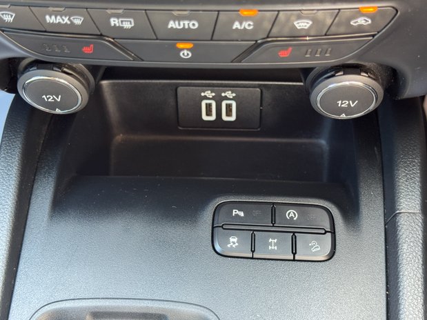 Ford Ranger Wildtrak | Auto | 2 LT | Double Cab | Nav | Camera | EURO 6 | NO VAT 46