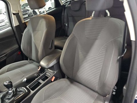 Ford Focus 1.0 Titanium 5dr 23