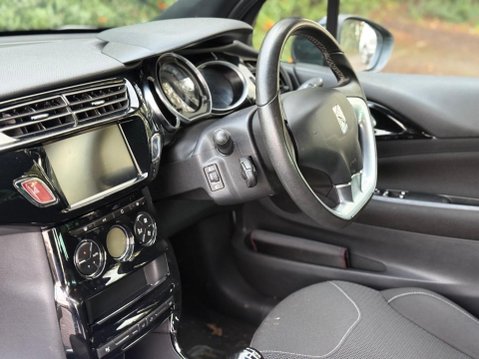 DS DS 3 1.2 PureTech Connected Chic Euro 6 (s/s) 3dr 16