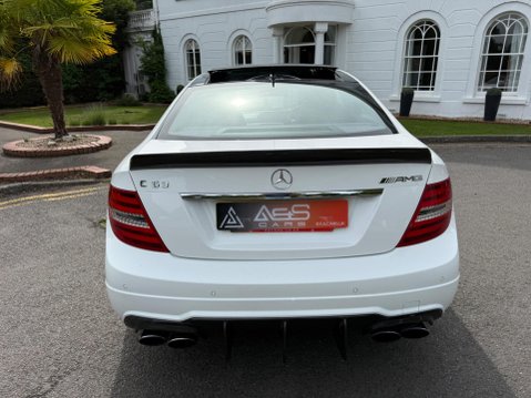 Mercedes-Benz C Class 6.3 C63 V8 AMG Edition 125 SpdS MCT Euro 5 2dr 7