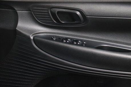 Hyundai i20 T-GDI SE CONNECT MHEV 36