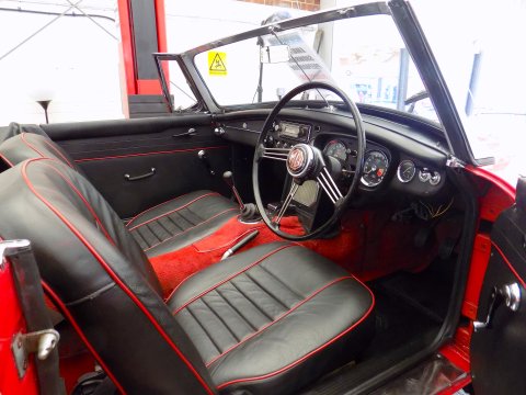 MG MGB MK1 'Pull Door Handle' ROADSTER 37