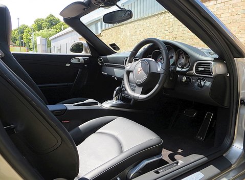Porsche 911 (997) Carrera 4S Cabriolet 9