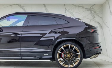 Lamborghini Urus S 32