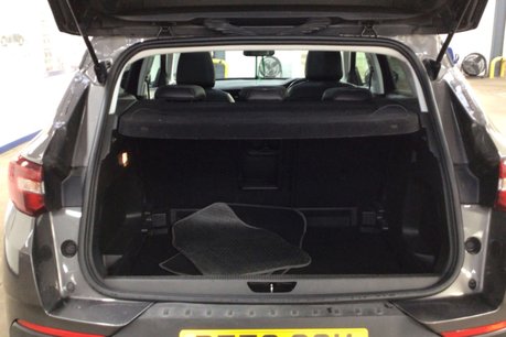 Vauxhall Grandland X 1.2 Turbo Elite Nav SUV 5dr Petrol Manual 6Spd Euro 6 (s/s) (130 ps) 13