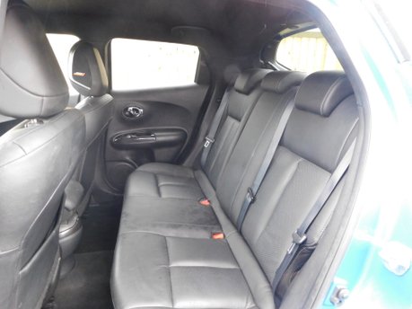 Nissan Juke 1.6 TEKNA 5 Dr 17