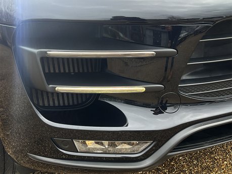 Porsche Macan TURBO PDK 16