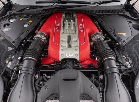 Ferrari 812 Superfast 34