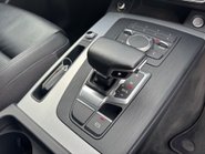 Audi Q5 TDI QUATTRO SPORT 19