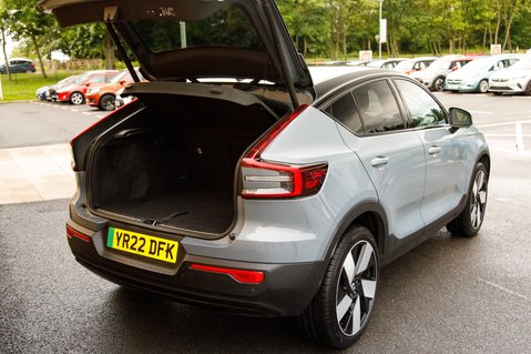 Volvo C40 RECHARGE PRO TWIN AWD 42