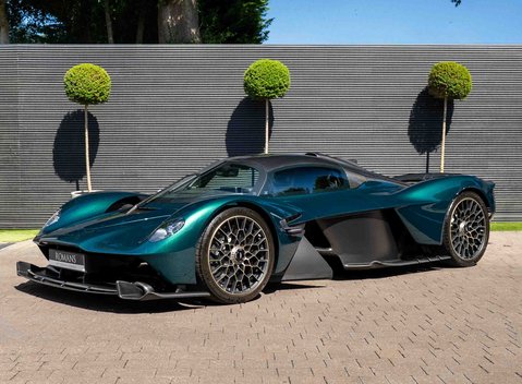 Aston Martin Valkyrie 2