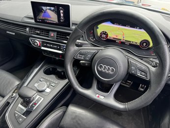Audi A4 2.0 TDI Black Edition S Tronic quattro Euro 6 (s/s) 4dr