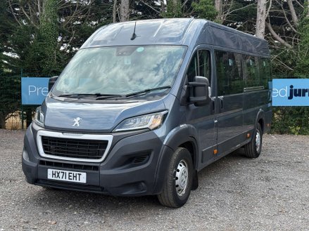 Peugeot Boxer L4H2 Non-D1 17-seat Minibus Lite with A/C, Cameras, Towbar, Internal luggag