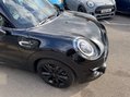 Mini Hatch COOPER 17