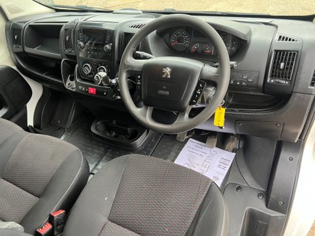 Peugeot Boxer BLUEHDI TIPPER CREW 335 L3 9