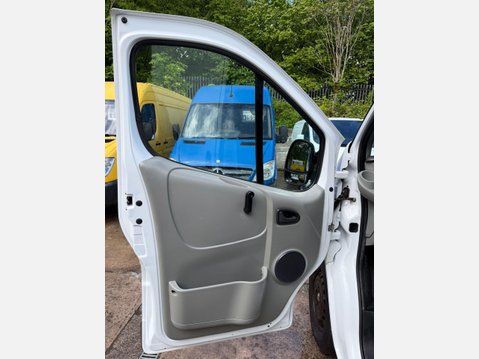 Vauxhall Vivaro 2.0 2900 CDTi Panel Van 4dr Diesel Manual FWD L3 (195 g/km, 113 bhp) 38