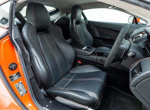 Aston Martin V12 Vantage S 14