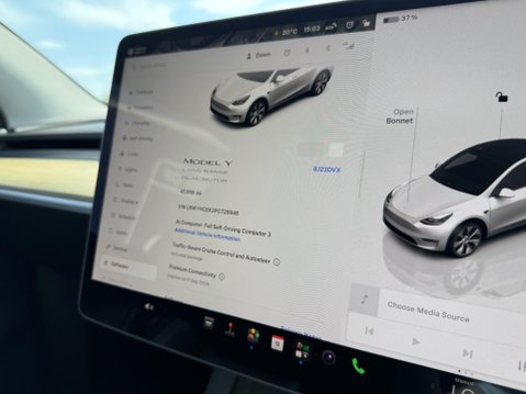 Tesla Model Y (Dual Motor) Long Range SUV 5dr Electric Auto 4WDE (384 bhp) 40