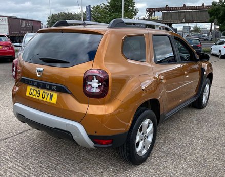 Dacia Duster 1.6 Duster Comfort SCe 4x2 5dr 9