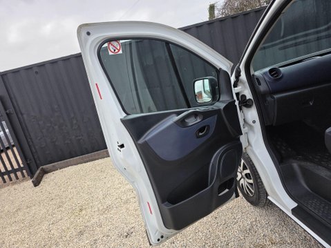 Vauxhall Vivaro 1.6 CDTi 2900 ecoFLEX L1 H1 Euro 5 (s/s) 5dr 26