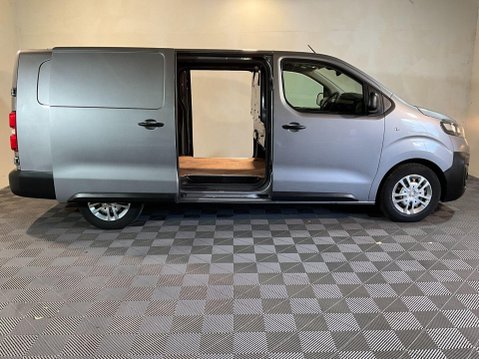 Vauxhall Vivaro 2.0 Turbo D 3100 Dynamic L2 H1 Euro 6 (s/s) 6dr 5