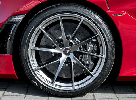 McLaren 720S Performance 10