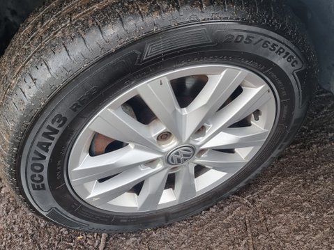 Volkswagen Transporter T28 TDI P/V HIGHLINE 15