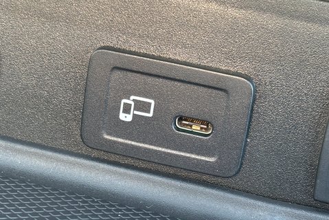 Mercedes-Benz Sprinter 315 Cdi Progressive Glass Frail Van 27