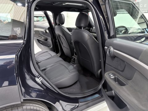 Mini Countryman COOPER EXCLUSIVE 66