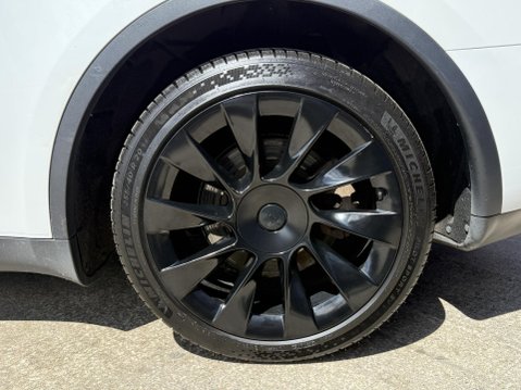 Tesla Model Y (Dual Motor) Long Range SUV 5dr Electric Auto 4WDE (384 bhp) 16