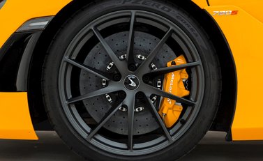 McLaren 720S Performance 10