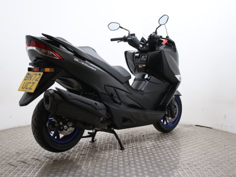 Suzuki Burgman 400 AN 400 AM2 12