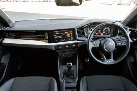 Audi A1 SPORTBACK TFSI S LINE