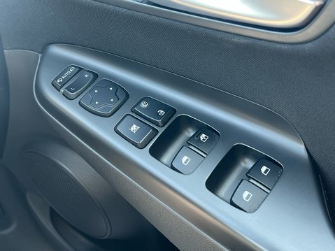 Hyundai KONA GDI PREMIUM 36