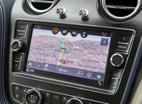 Bentley Bentayga V8 20