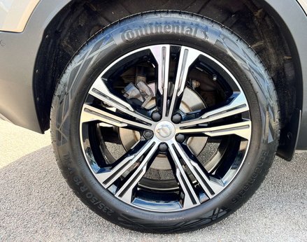 Volvo XC40 2.0 XC40 Inscription Pro T4 Auto 5dr 14
