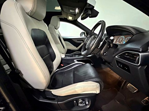 Jaguar F-Pace S 3.0 V6 D300 AWD AUTOMATIC 20