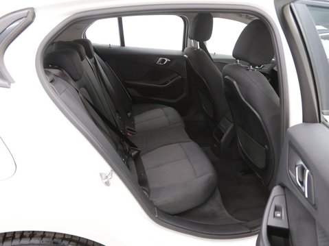 BMW 1 Series 1.5 116d SE Euro 6 (s/s) 5dr 22