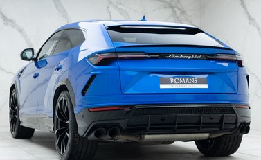 Lamborghini Urus 7