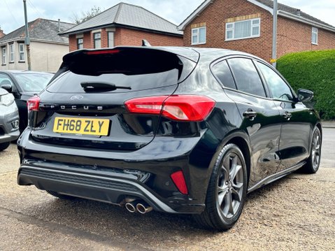 Ford Focus 1.0T EcoBoost ST-Line Euro 6 (s/s) 5dr 5