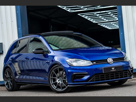 Volkswagen Golf 2.0 Golf R TSi 4Motion Semi-Auto 4WD 5dr 30