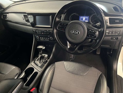 Kia Niro 1.6 Niro 2 Semi-Auto 5dr 14