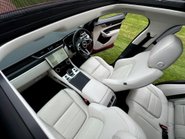 Jaguar F-Pace R-DYNAMIC BLACK 8