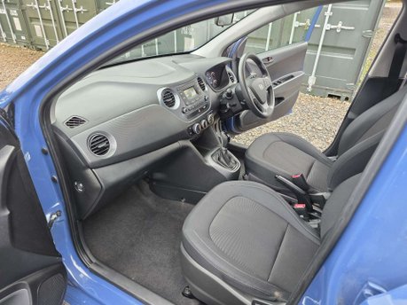 Hyundai i10 1.2 SE Hatchback 5dr Petrol Auto Euro 6 (87 ps) 38