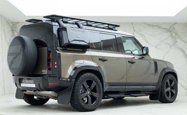 Land Rover Defender 110 D250 First Edition 7