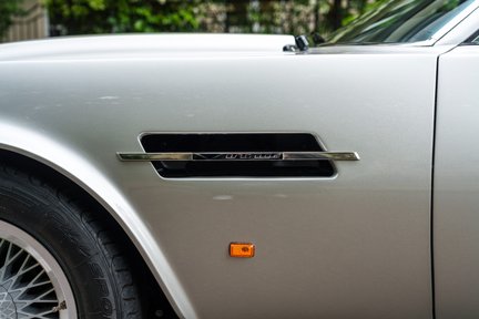 Aston Martin V8 Vantage X-Pack RESTORED 10