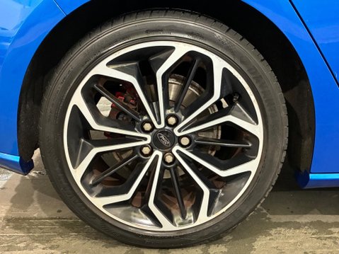 Ford Focus 1.0T EcoBoost ST-Line X Euro 6 (s/s) 5dr 39