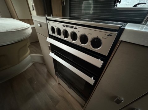 Swift Kon Tiki 669 13